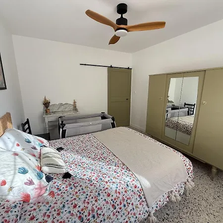 Apartman La Casa Del Sol - Terrasse Privee - Remparts A Pied - Calme Et Parking Aigues-Mortes